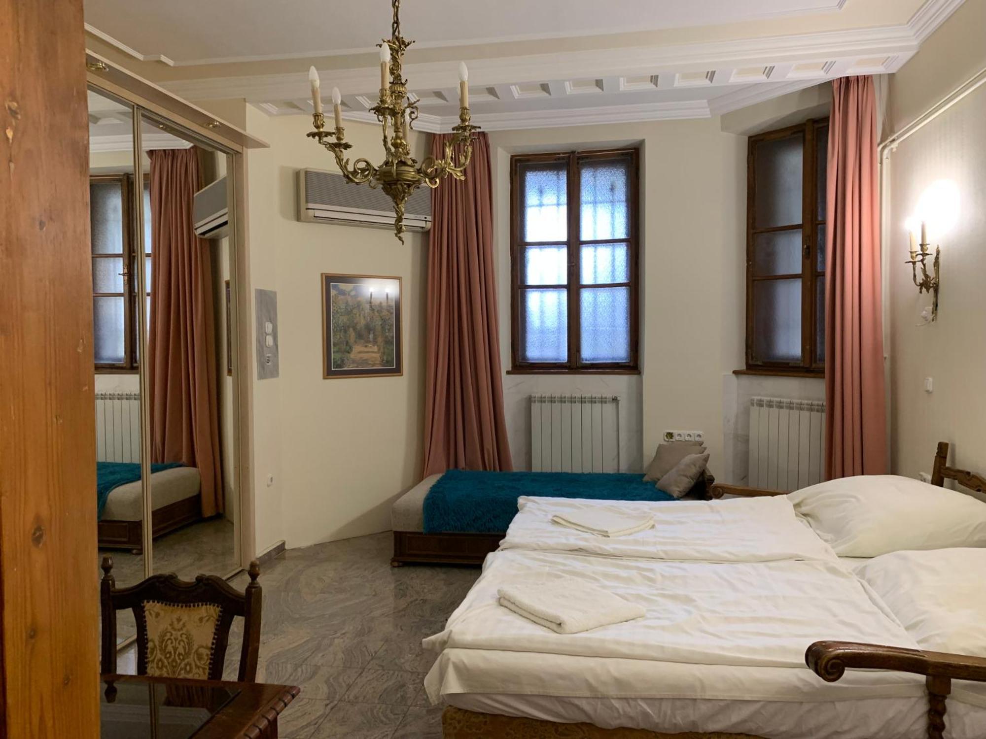 Kalmar Panzio Bed & Breakfast Budapest Exterior photo